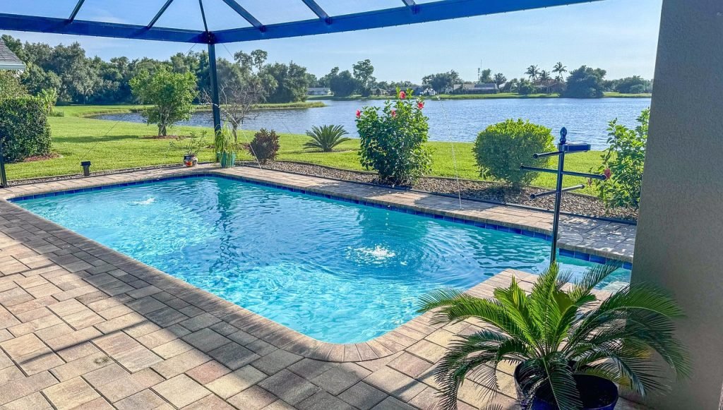 Pool Safety Inspections Glenella